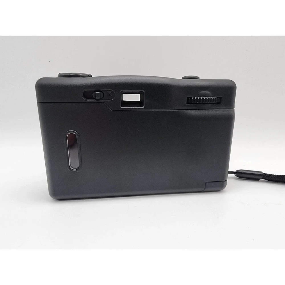 VIVITAR PN2011 35mm Camera Panoramic Focus Free Point & Shoot‎ w/Case - Untested